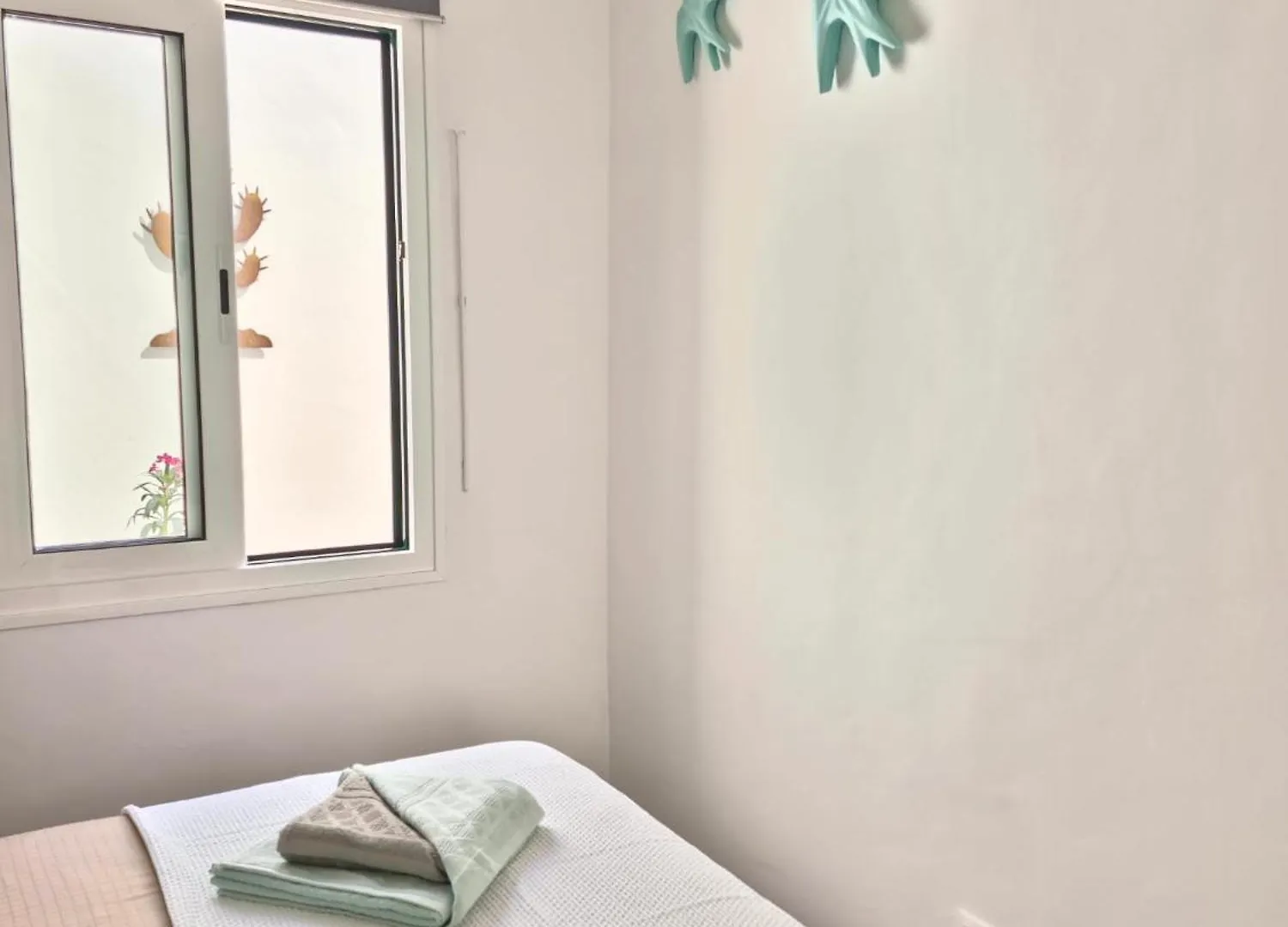 Bungalow Aqua Sol - Playa Roca Residence - Sea Front Access - Free Ac - Wifi Costa Teguise 0*,  Spain