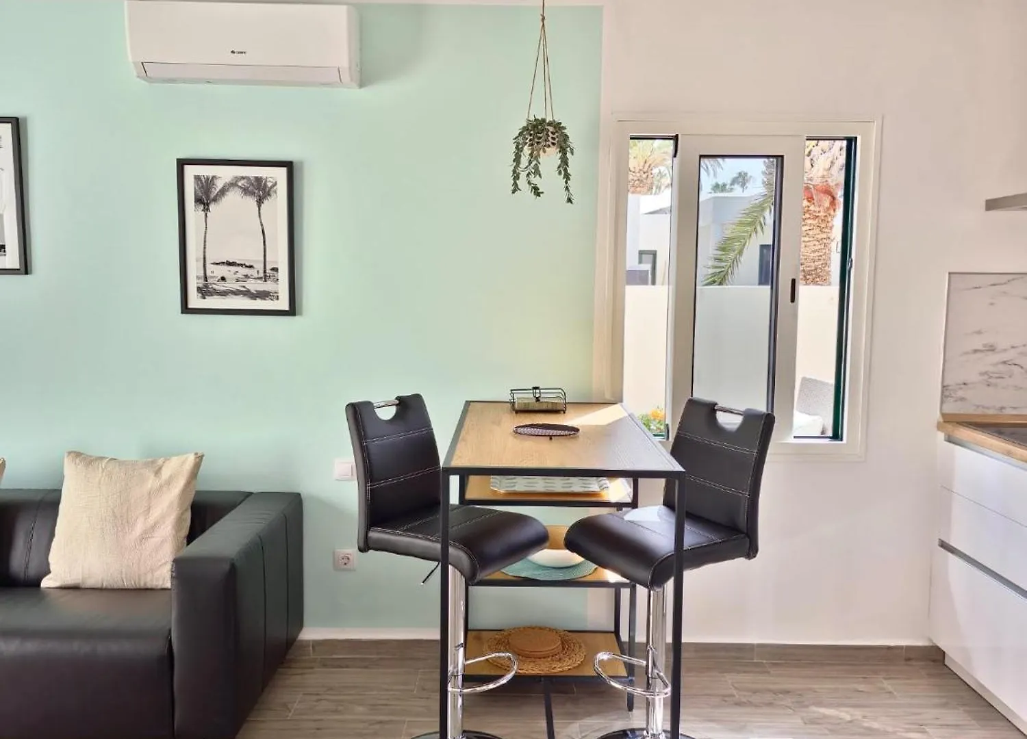 Apartment Bungalow Aqua Sol - Playa Roca Residence - Sea Front Access - Free Ac - Wifi Costa Teguise Spain