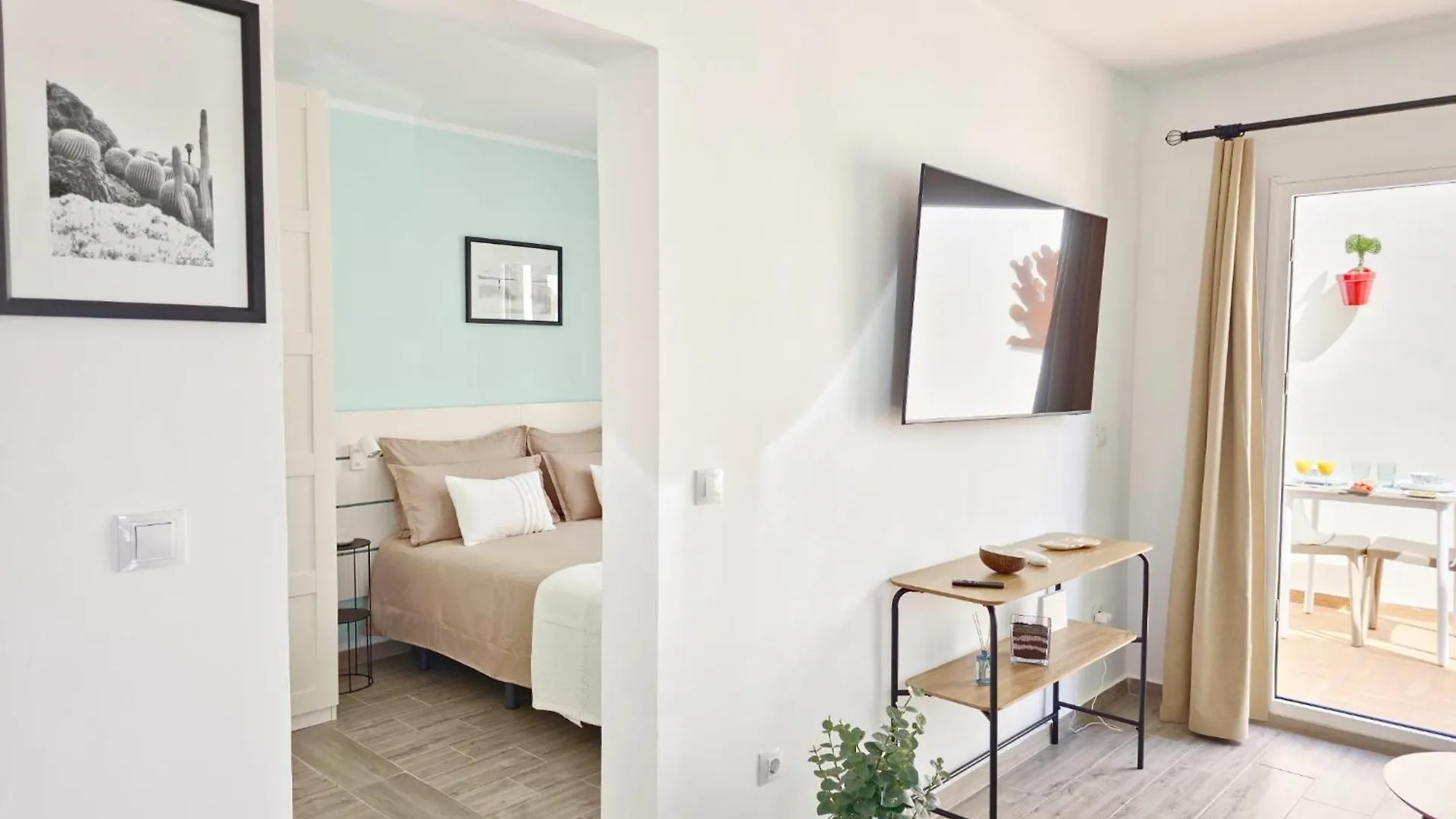 Bungalow Aqua Sol - Playa Roca Residence - Sea Front Access - Free Ac - Wifi Costa Teguise Apartment